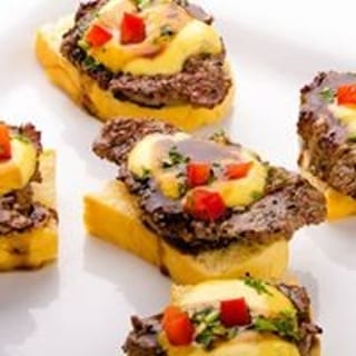 Tenderloin Crostini