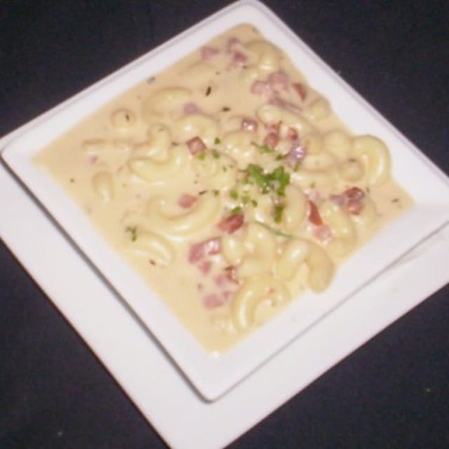 Adult Mac n Cheese.