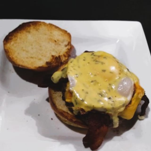 Bacon & Egg Burger.